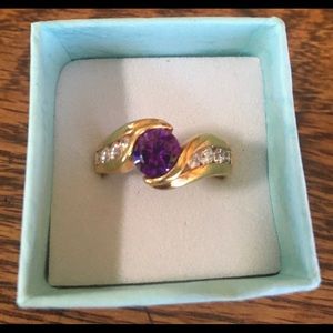 Gold toned ring NWOT